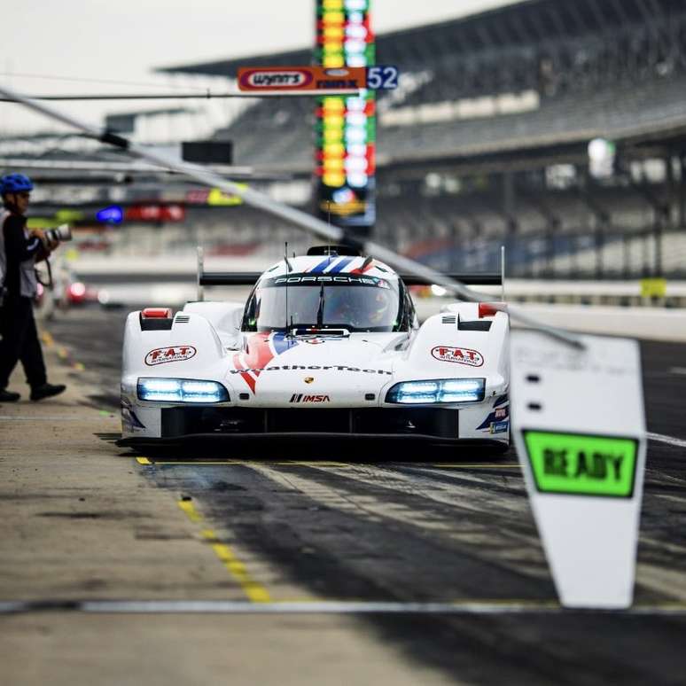 Porsche 963 da proton nos treinos do IMSA em Indianápolis