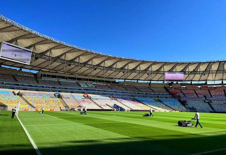Torcida do Flamengo tem baixa procura por ingressos para jogo contra o Bahia –