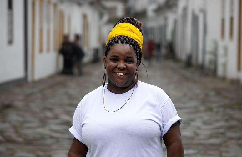 Escritora Patrícia Jimin quer participar de festival literário em Moçambique 