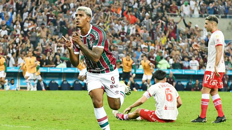 John Kennedy comemora gol que selou a classifica&ccedil;&atilde;o do Fluminense para as quartas da Libertadores