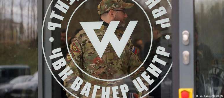 Grupo Wagner já teve dezenas de milhares de combatentes, inclusive 50 mil criminosos condenados que aceitaram lutar na Ucrânia em troca de liberdade