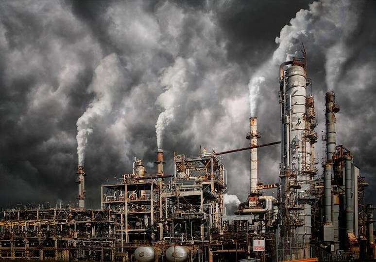 Are recent catastrophes really the fault of global warming?