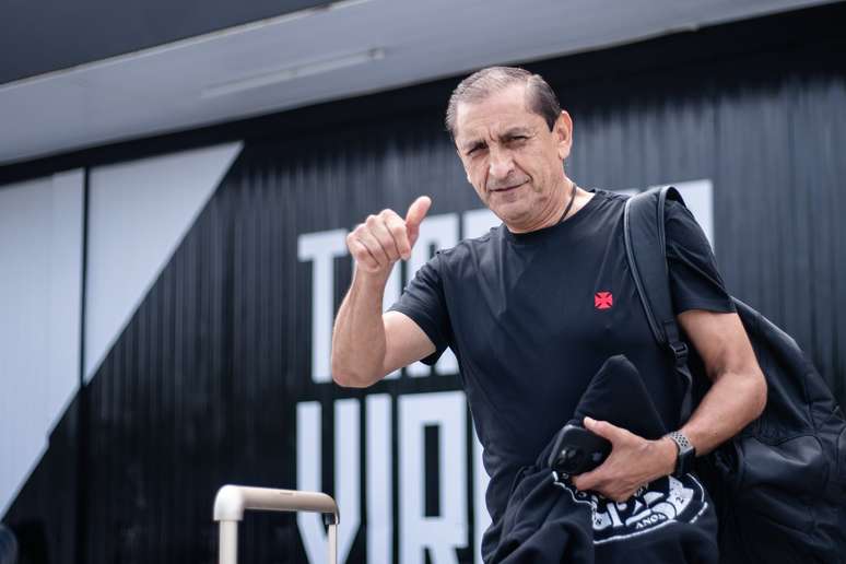 With news and absences, Vasco publishes the list of players connected for the match against Santos With news and absences, Vasco publishes the list of players connected for the match against Santos