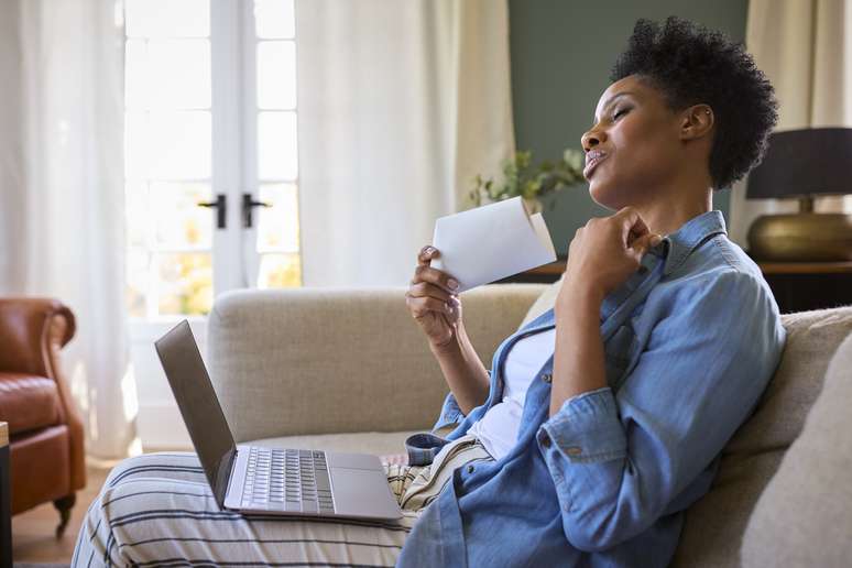 Access to hormone therapy differs between white and black women