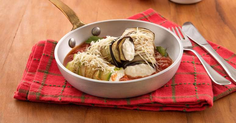 Aprenda a receita de canelone de legumes com cottage