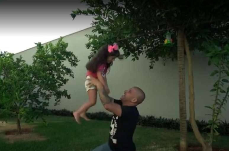 Luna Fenner passará por mais um cirurgia para remoção da mancha