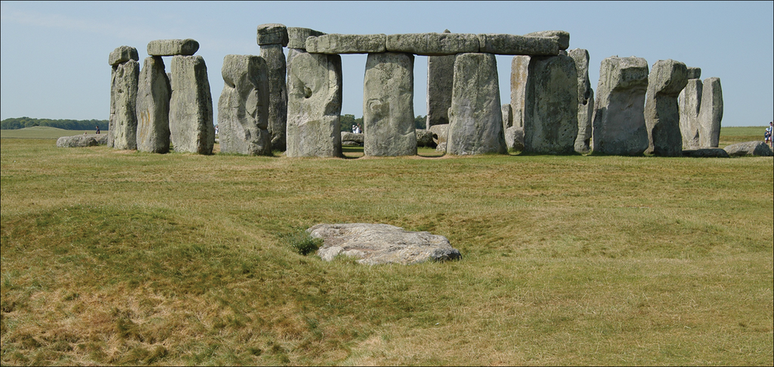 As pedras que compõem o Stonehenge vêm de uma série de lugares diferentes, nenhum nativo da região sul da Inglaterra, onde foi construído o monumento — aos poucos, desvendamos sua origem (Imagem: Timothy Darvill et al./Antiquity)