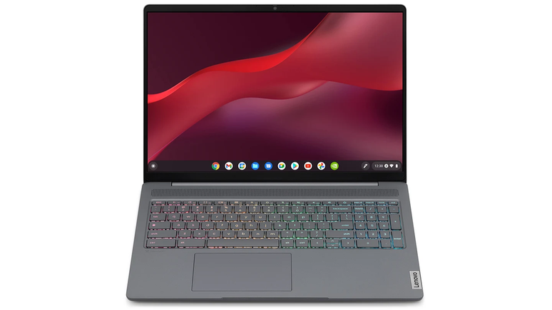 Opção "gamer", o Lenovo IdeaPad Gaming Chromebook Plus traz CPUs até o Intel Core i5 1235U, tela de 120 Hz e teclado com retroiluminação RGB (Imagem: Divulgação/Lenovo)