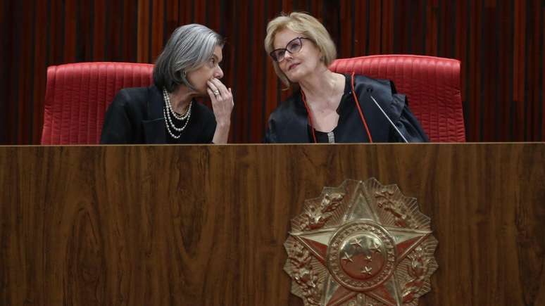 Cármen Lúcia (esq.) e Rosa Weber: por quase 12 anos, ministras foram as únicas duas mulheres na corte de 11 integrantes