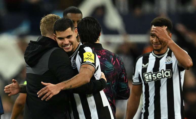 Real Madrid vence Sheriff e garante a classificação para as oitavas de  final da Champions League - Lance!