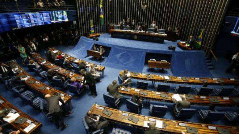 Texto que reduz gastos da União com piso da Saúde segue para votação em plenário do Senado