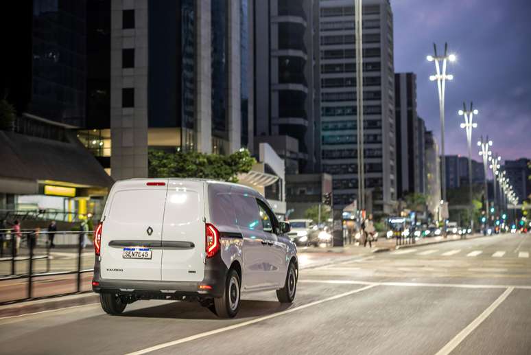 Novo Renault Kangoo E-Tech elétrico