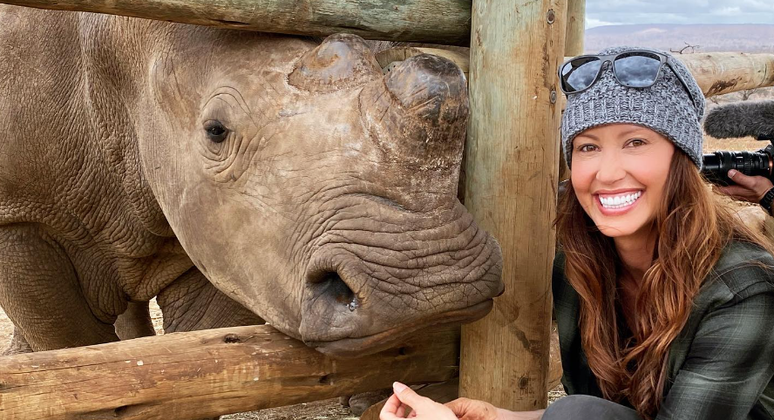 Rinoceronte cego é salvo por atriz de 'American Pie'
