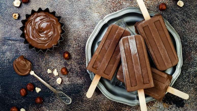 Picolé de cacau com amendoim é um dos picolés para bebês em introdução alimentar