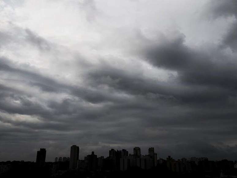 The risk of heavy rain in SP increases over the weekend