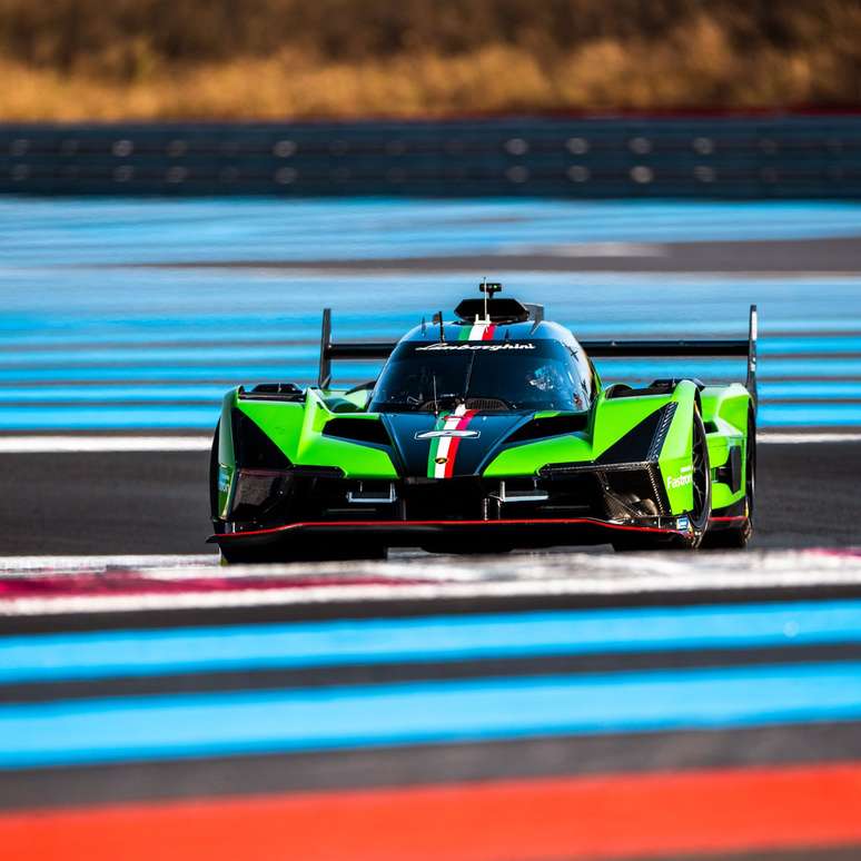 Lamborghini teve de construir um novo carro após um acidente no circuito de Paul Ricard