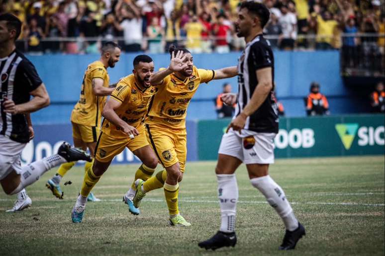 São José vence segundo jogo contra o Brusque e garante vaga nas