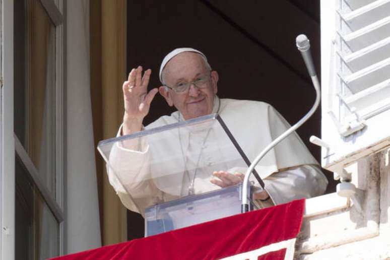 Santo brasileiro: Papa Francisco aprova primeira etapa para