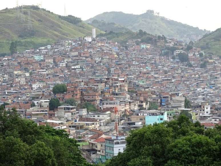 Complexo da Penha (Vila Cruzeiro), Complexo da Maré (Nova Holanda e Parque União) e Cidade de Deus