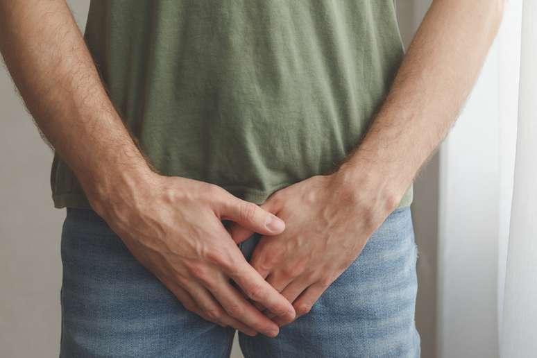 Infecções, traumas e outras doenças podem explicar dores na região dos testículos