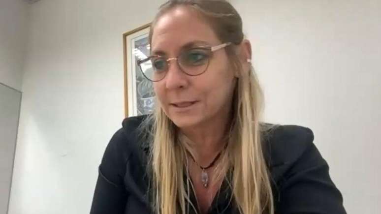 A m&eacute;dica brasileira Julie Schleifer mora em Israel h&aacute; 16 anos