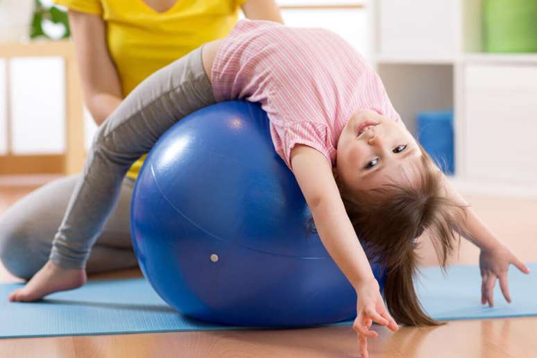 Discover the benefits of pilates for children and adolescents