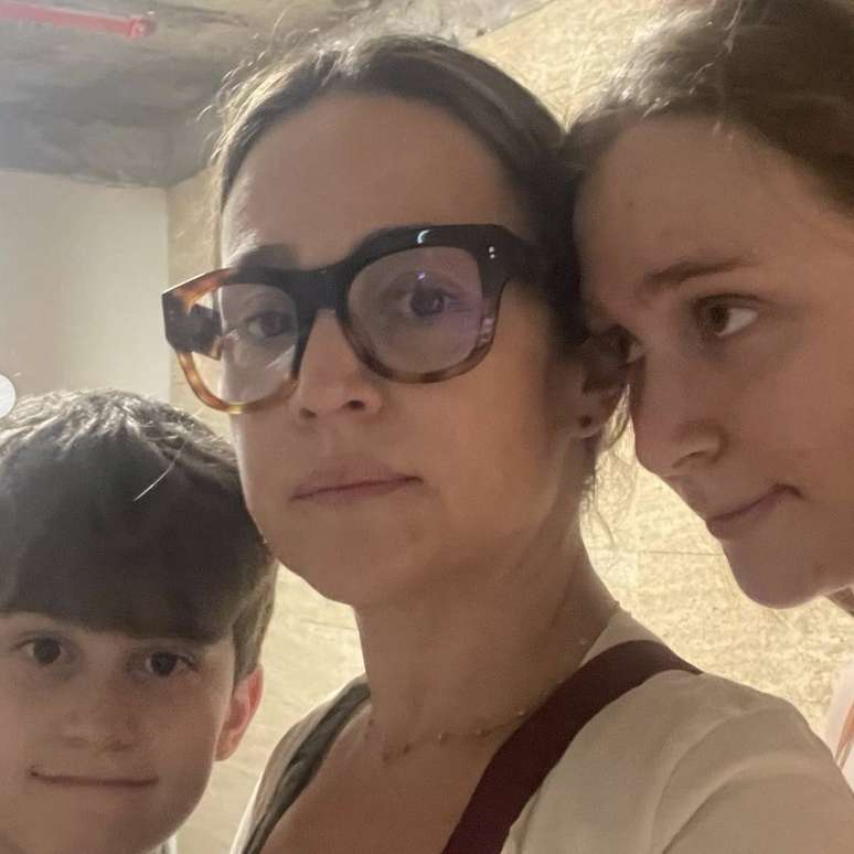 Gabriela Duarte says she was in a bunker in Israel with her children