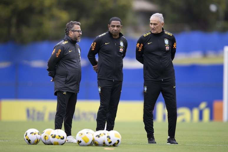 Cesar Sampaio teve uma carreira sólida como jogador e agora integra a comissão de Tite no Flamengo – Lucas Figueiredo/CBF