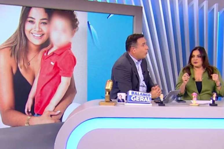 Diane no tel&atilde;o, Gottino e Fab&iacute;ola na bancada