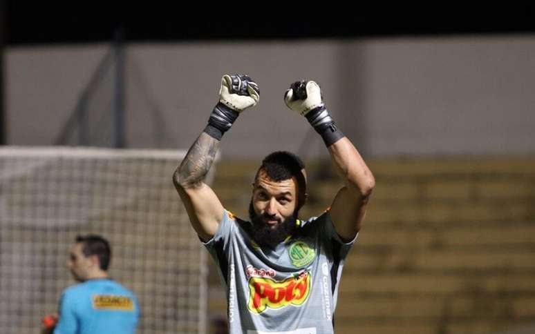 Il Muro fails, redeems itself and Mirassol manages to maintain the victory against ABC in Serie B