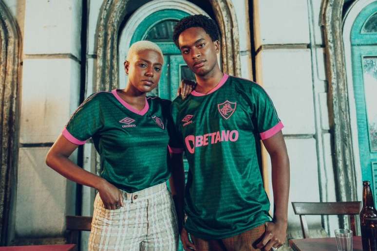 Fluminense lança novo uniforme em homenagem ao Cartola –