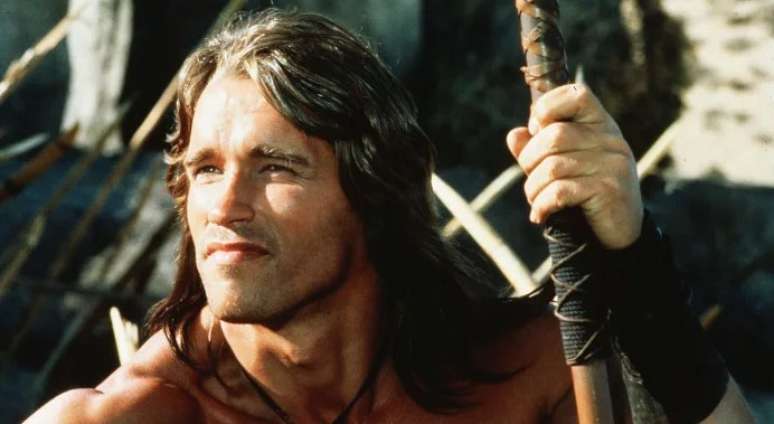 Arnold Schwarzenegger caracterizado para Conan, o Bárbaro