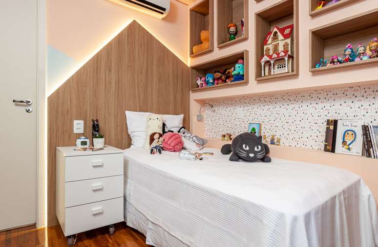 Project by Cristiane Schiavoni. Project by Cristiane Schiavoni.
