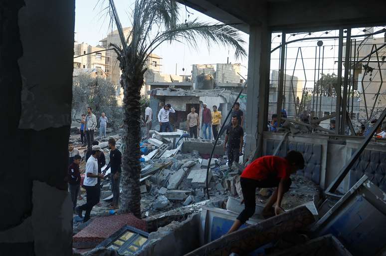 Israel diz que não haverá exceções ao cerco de Gaza a menos que reféns sejam libertados