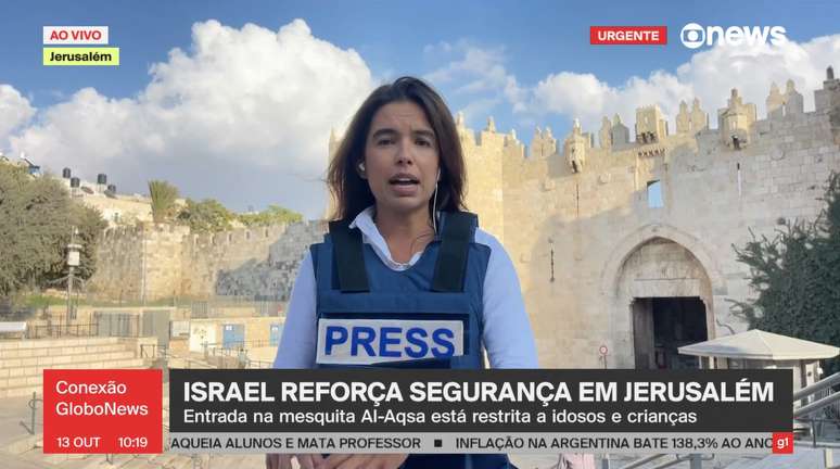 Correspondente Paola de Orte apura, produz e posiciona a câmera: múltiplas funções no meio do risco da guerra de Israel