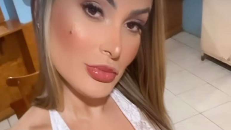 Após Assumir Namoro Andressa Urach Abre O Jogo Sobre O Trabalho Não Muda 