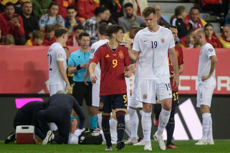 Espanha x Escócia - Eliminatórias UEFA Eurocopa - 7 Rodada Fase de