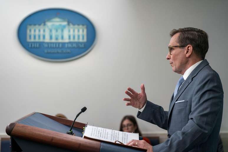 Porta-voz americano disse que os EUA n&atilde;o foram consultados sobre a decis&atilde;o israelense de emitir ordens de retirada para o norte da Faixa de Gaza