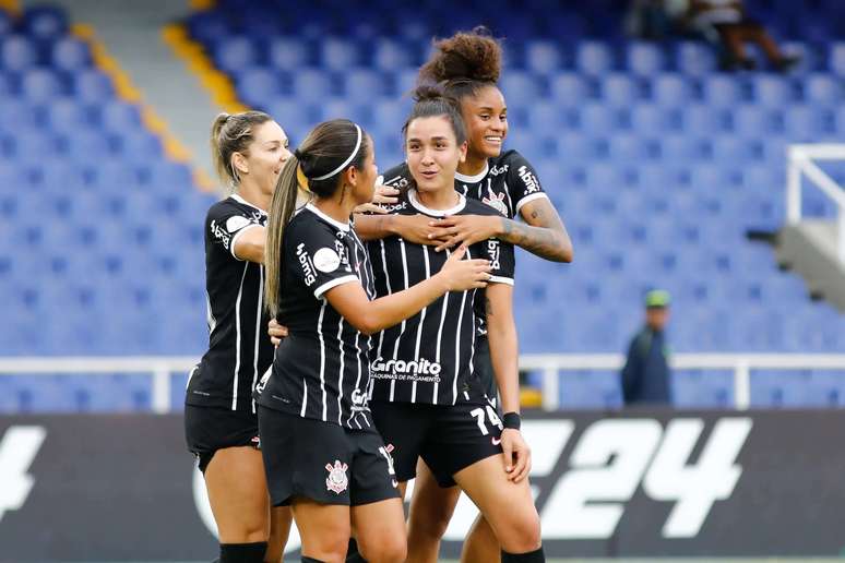 Corinthians x Internacional: veja informações e onde assistir ao jogo  válido pela Libertadores feminina - Gazeta Esportiva