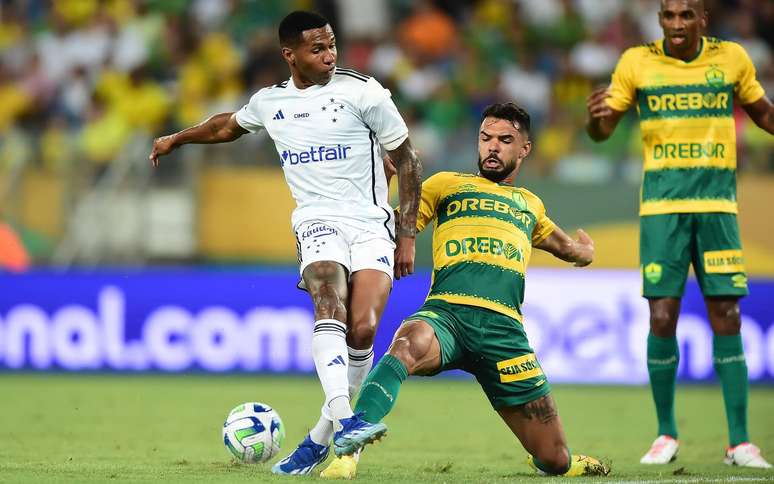 Zé Ricardo usa pouco a base do Cruzeiro? Veja listagem dos 9 jogos