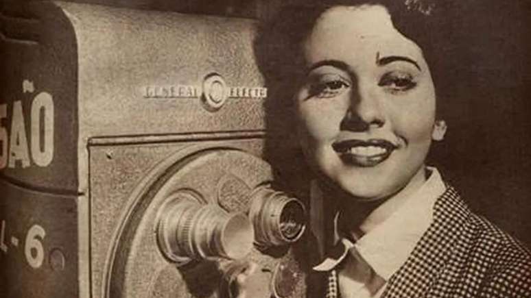 Fernanda Montenegro foi a primeira atriz contratada da TV brasileira, em 1951