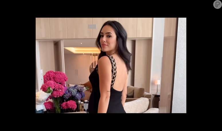 Bruna Biancardi is stunning in a black dress with side slit worth R$ 1,400 in a postpartum look that highlights the volume of her belly