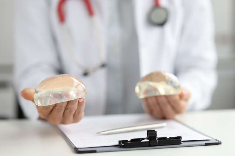 At&eacute; o momento, n&atilde;o existe nenhum relato de que a pr&oacute;tese cause c&acirc;ncer de mama 