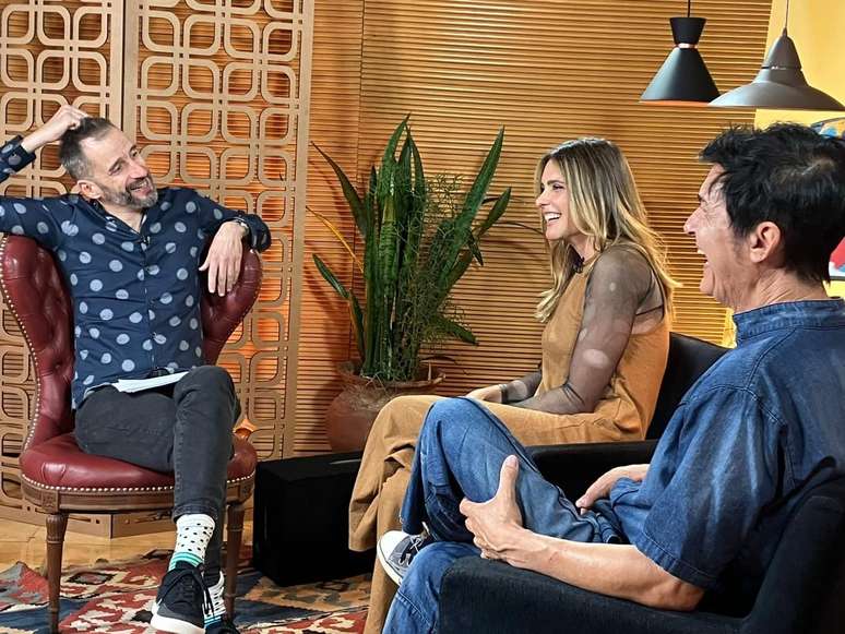 Fernanda Lima e Max Fivelinha relembraram os tempos de MTV com Cazé Pecini