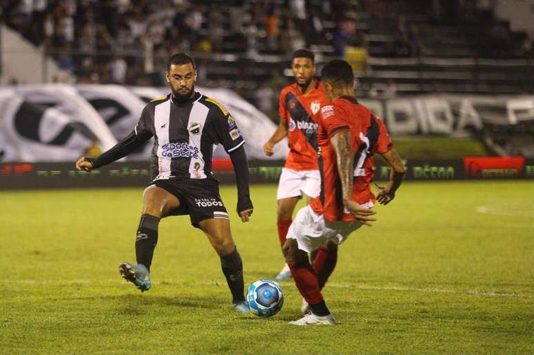 Transmissão ao vivo de Atlético-GO x Vasco pelo Brasileirão