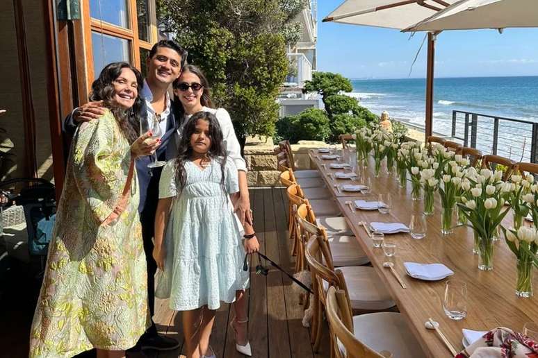 Casamento teve celebração íntima para amigos e família