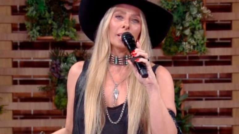 Adriane Galisteu em 'A Fazenda 14'. Reprodu&ccedil;&atilde;o/Record