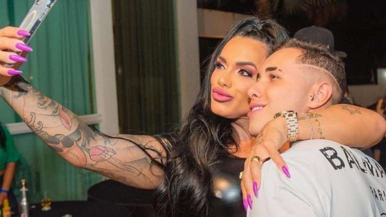 Kamila Simioni e os filhos (Divulga&ccedil;&atilde;o)