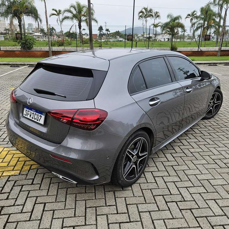 Mercedes-Benz A 200 AMG Line