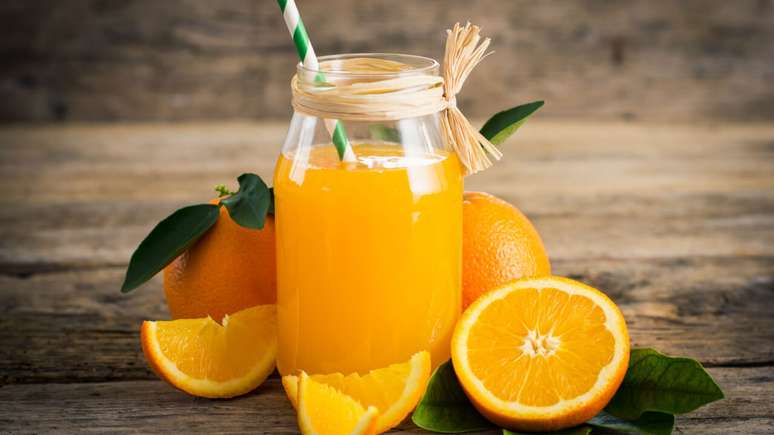 Suco de laranja ajuda na produção de insulina - Shutterstock